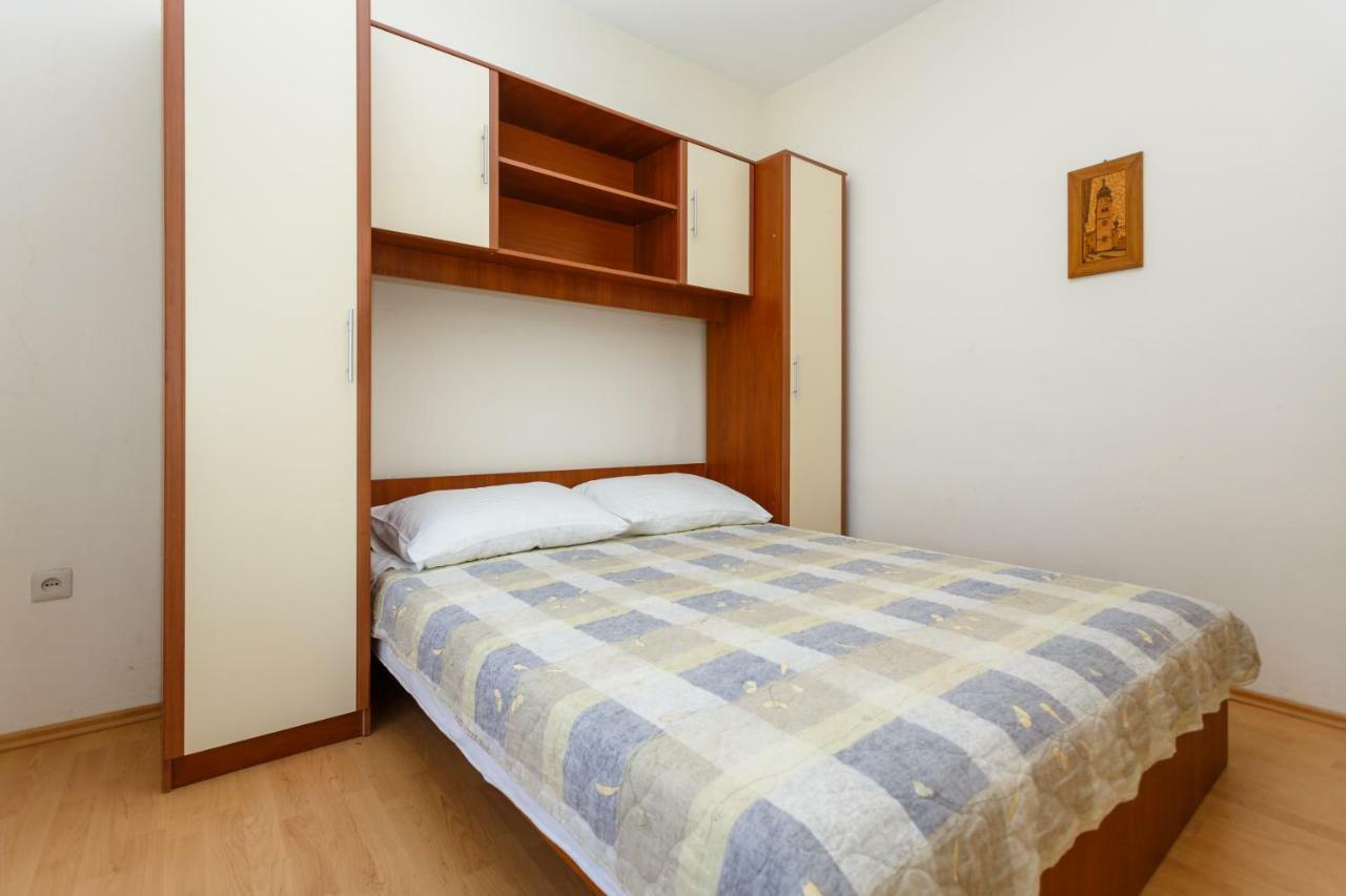 Apartman Jezevac Krk Town Esterno foto