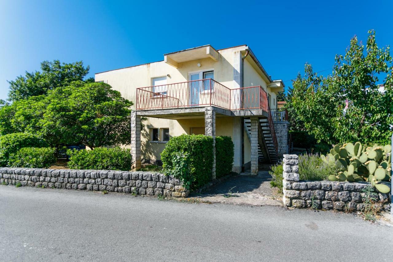 Apartman Jezevac Krk Town Esterno foto